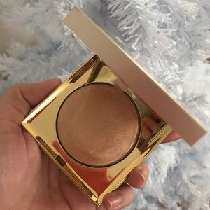 Stila highlighter